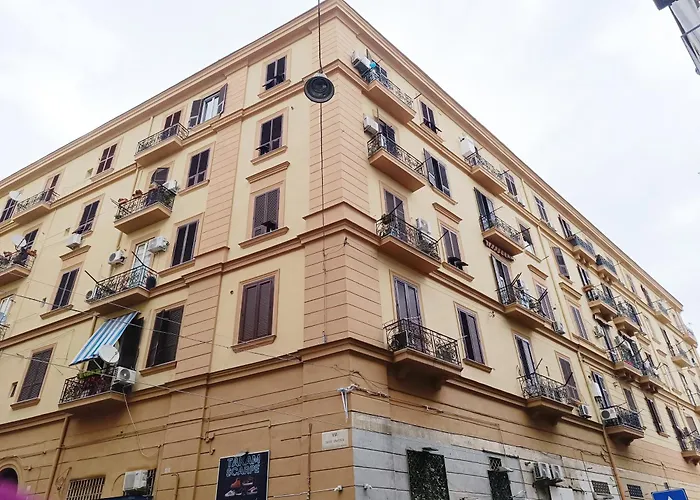 Da Ary Colorful Nocleg ze śniadaniem 3*